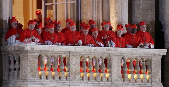 cardenals-balcó-vaticà